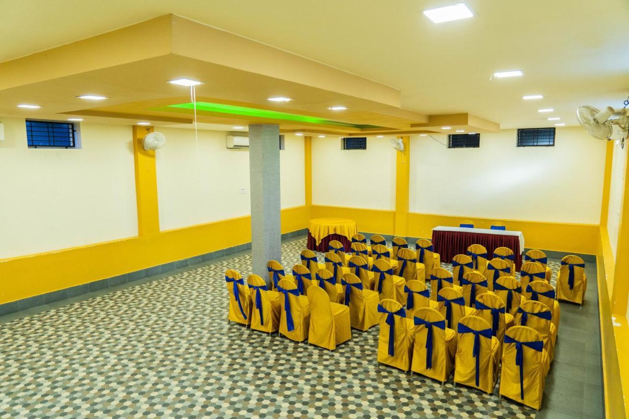 Hotel Bnson Blue Cuttack Exterior foto